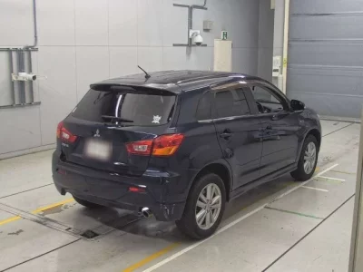 Mitsubishi RVR