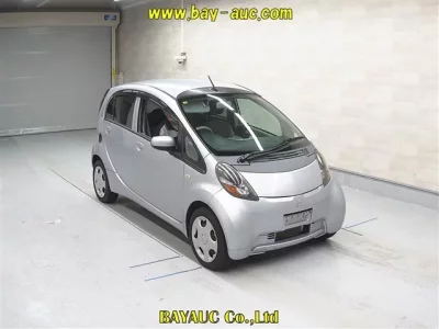 Mitsubishi I