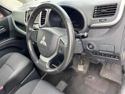 Mitsubishi DELICA D2