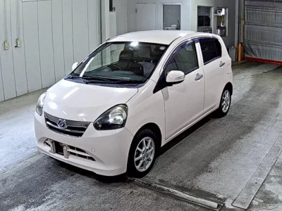 Daihatsu MIRA E S