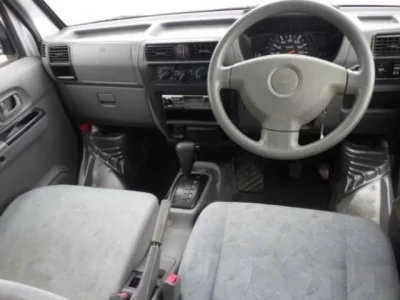 Nissan CLIPPER VAN