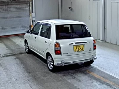 Daihatsu MIRA