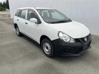 Nissan AD