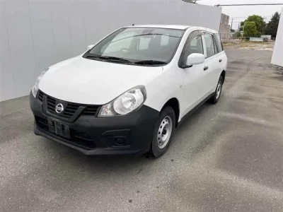 Nissan AD