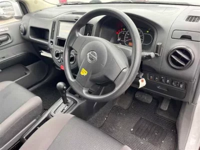 Nissan AD