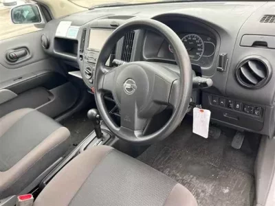 Nissan AD
