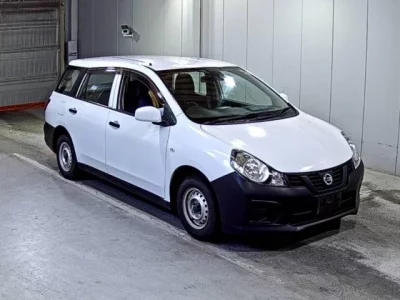 Nissan AD