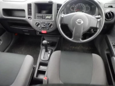 Nissan AD