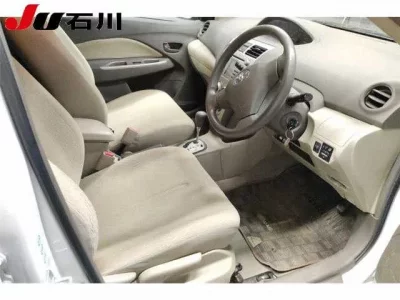Toyota BELTA