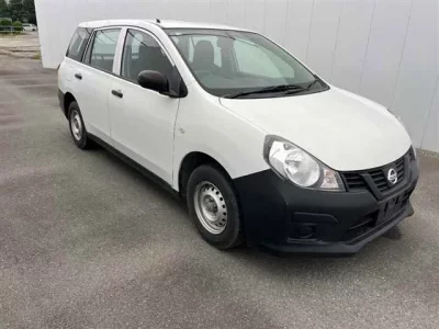 Nissan AD