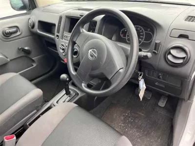 Nissan AD