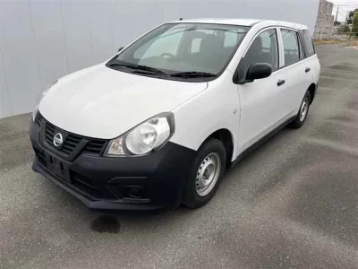 Nissan AD