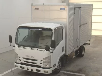 Isuzu ELF