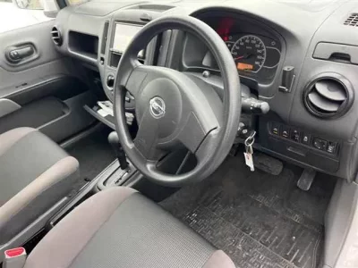 Nissan AD