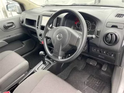 Nissan AD
