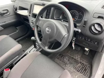 Nissan AD