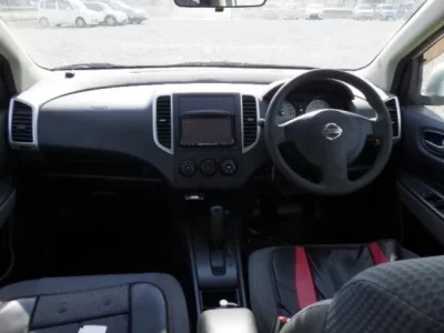 Nissan WINGROAD