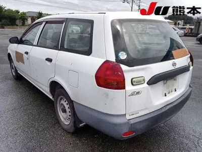 Nissan AD