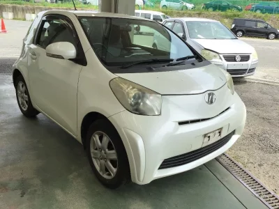 Toyota IQ