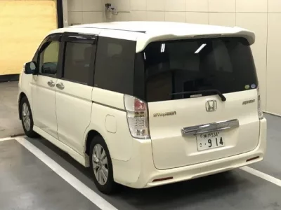 Honda STEP WAGON
