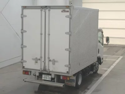 Isuzu ELF