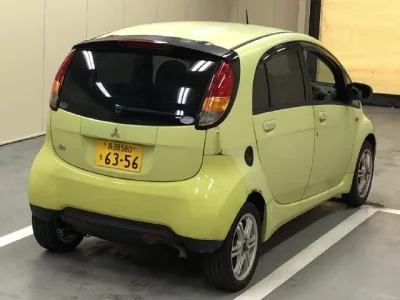 Mitsubishi I