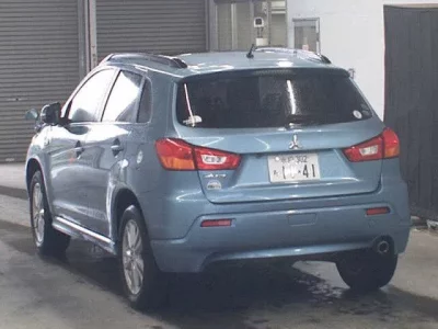 Mitsubishi RVR