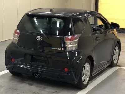 Toyota IQ
