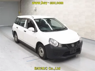 Nissan AD