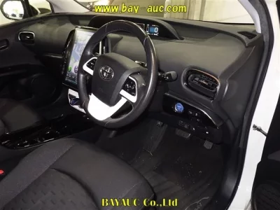 Toyota PRIUS PHV