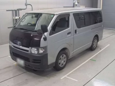 Toyota REGIUS ACE VAN