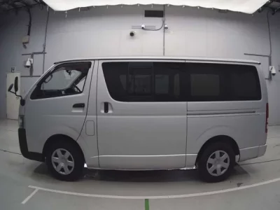 Toyota REGIUS ACE VAN