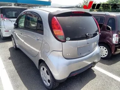 Mitsubishi I