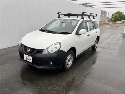 Nissan AD