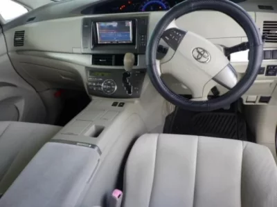 Toyota ESTIMA HYBRID