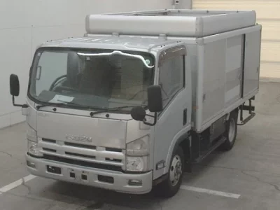 Isuzu ELF