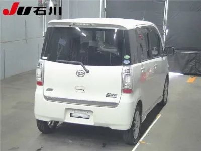 Daihatsu TANTO EXE
