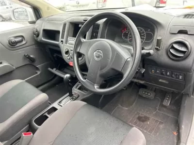 Nissan AD