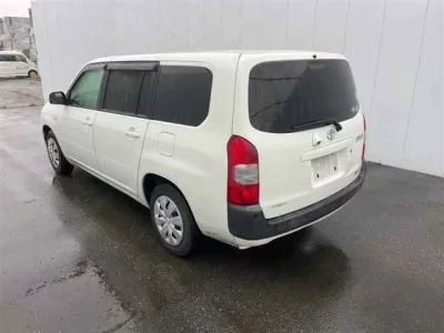 Toyota SUCCEED