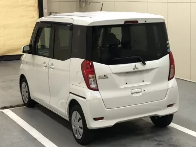 Mitsubishi EK SPACE