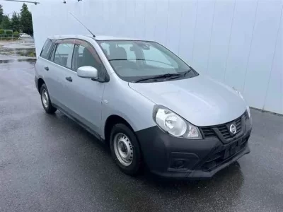 Nissan AD