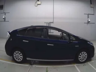 Toyota PRIUS PHV