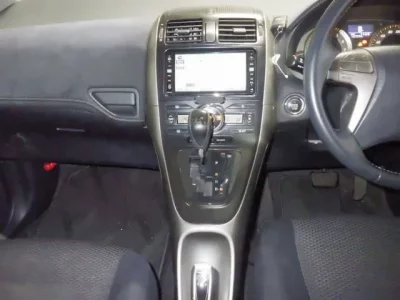 Toyota BLADE