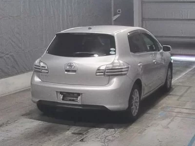 Toyota BLADE