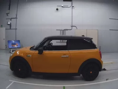BMW MINI