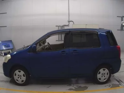 Toyota RAUM
