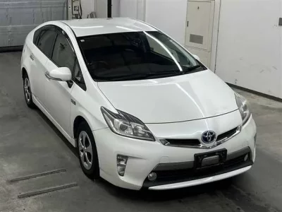 Toyota PRIUS PHV