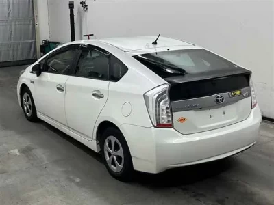 Toyota PRIUS PHV