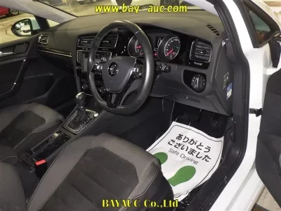Volkswagen GOLF VARIANT