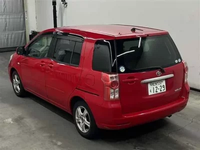 Toyota RAUM